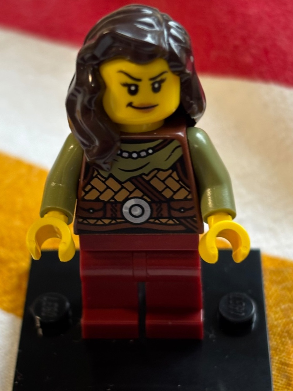 LEGO VIKINGS "Viking Warrior" vik041 With stand. LIKE NEW CONDITION!